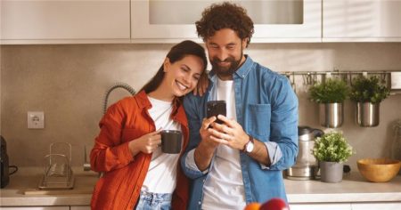 How To Build A Shared Money Plan As A Couple: Budgets, Debt Payoff, and Healthy Habits