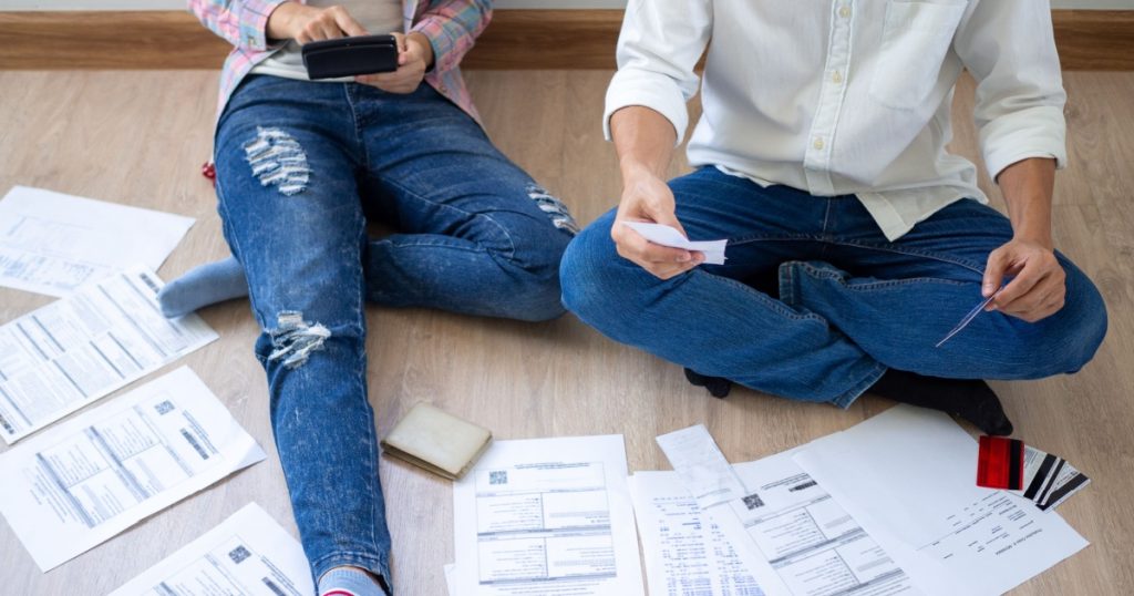 When Love Meets Money: How Couples Can Tackle Credit Card Debt Together